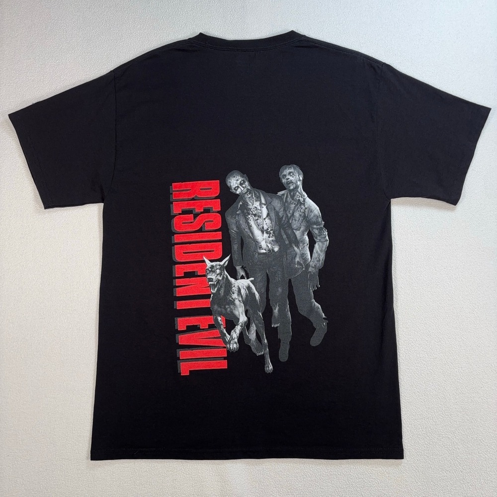 Champion Resident Evil T-Shirt Men's‎ M Black Zombie Cerberus Graphic Spellout